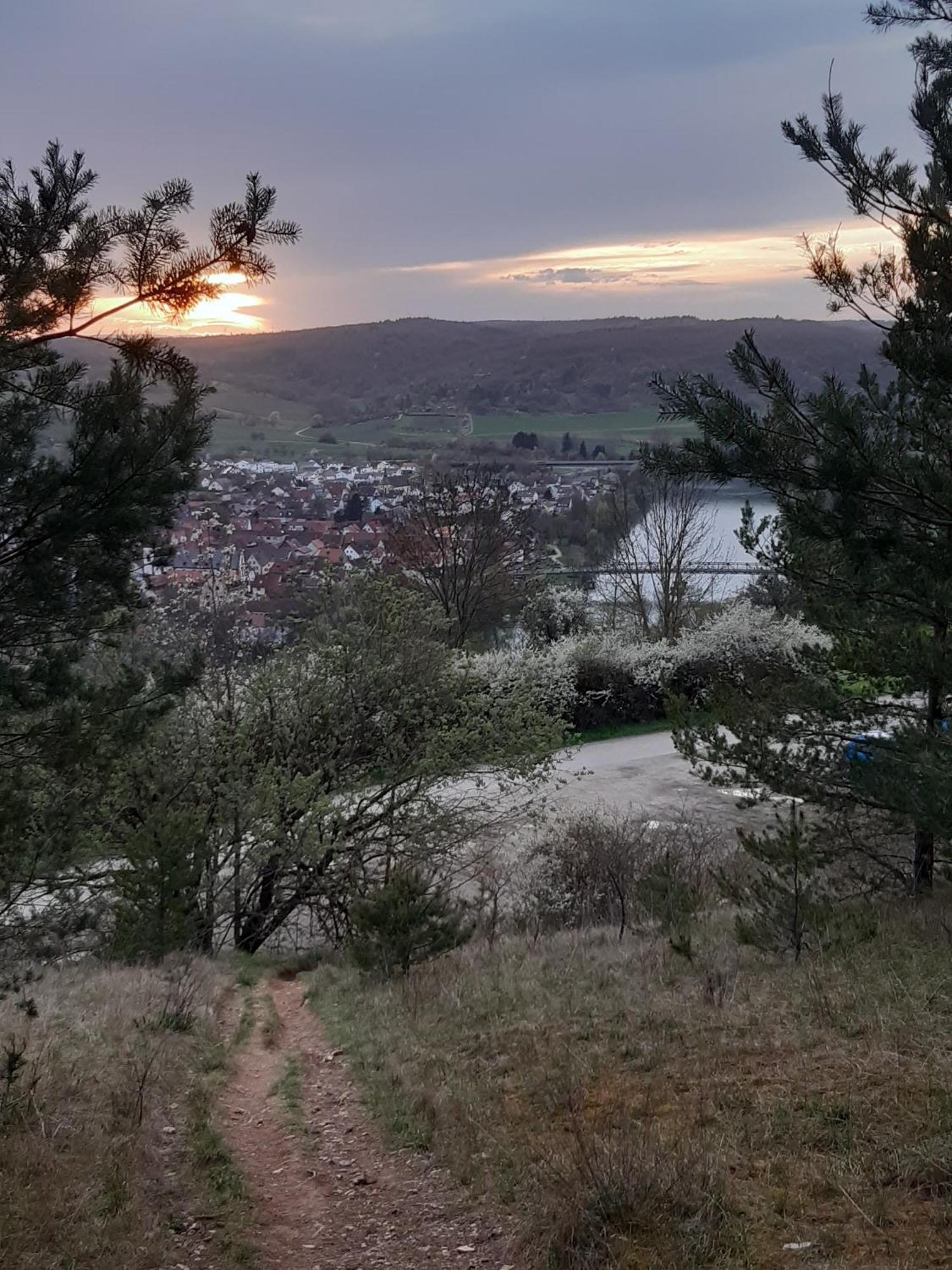 Ferienhaus An Der Hoeh' Zellingen Exteriér fotografie